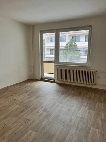 Pronájem bytu 3+1, Pardubice - Trnová, Jiřího Potůčka, 72 m2