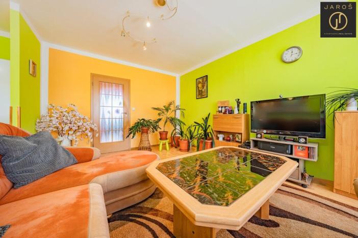 Prodej bytu 3+1, Jince, Zborovská, 65 m2