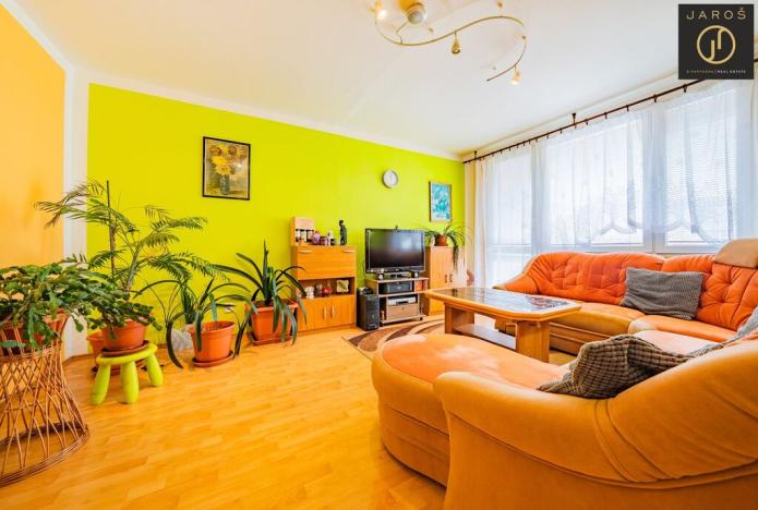 Prodej bytu 3+1, Jince, Zborovská, 65 m2