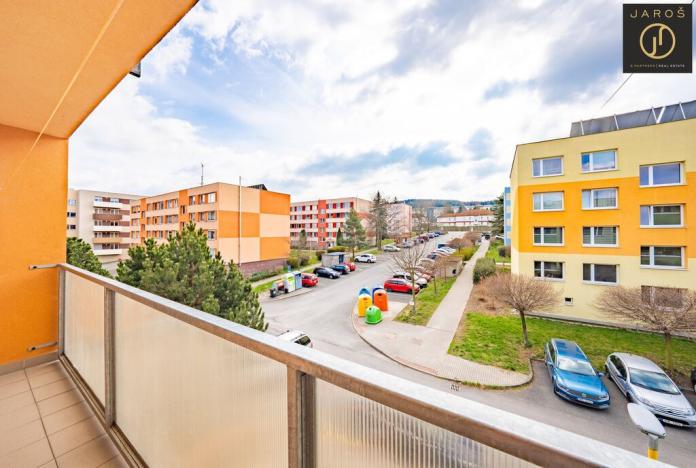 Prodej bytu 3+1, Jince, Zborovská, 65 m2