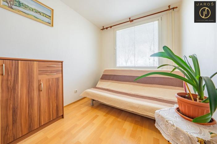 Prodej bytu 3+1, Jince, Zborovská, 65 m2