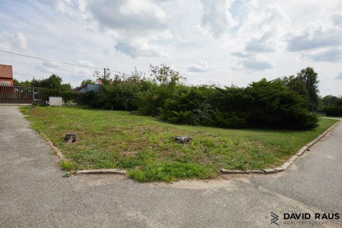 Prodej komerčního pozemku, Troubsko, Zahradní, 1011 m2