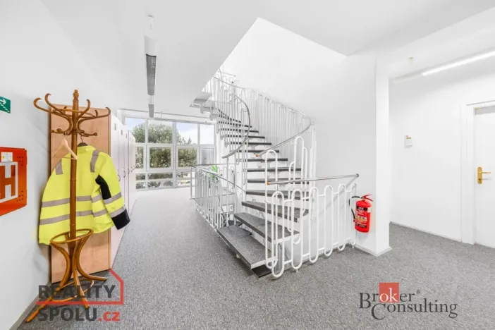 Prodej činžovního domu, Průhonice, U Křížku, 447 m2