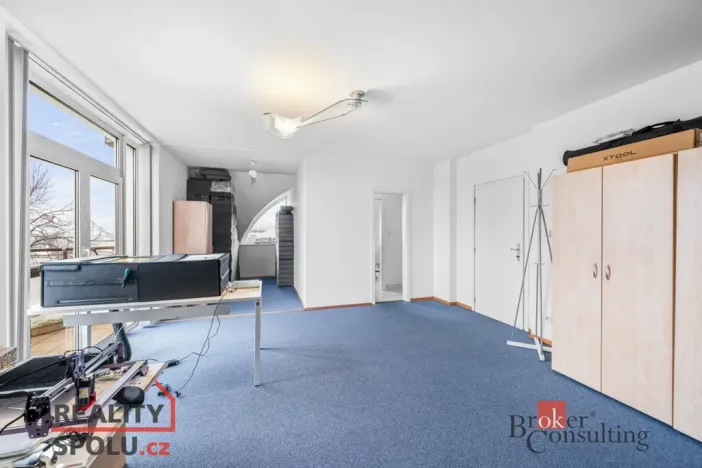 Prodej rodinného domu, Průhonice, U Křížku, 447 m2