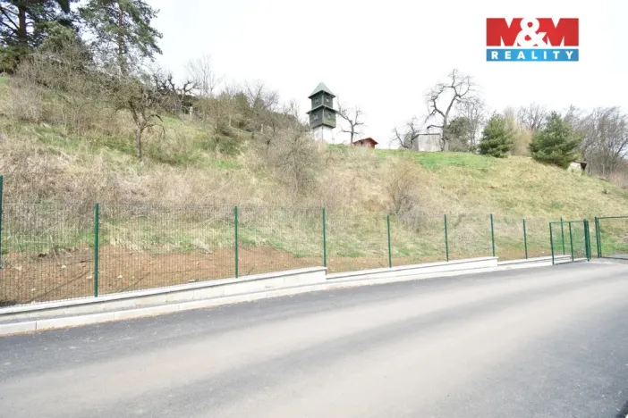 Prodej pozemku pro bydlení, Komárov, 1217 m2