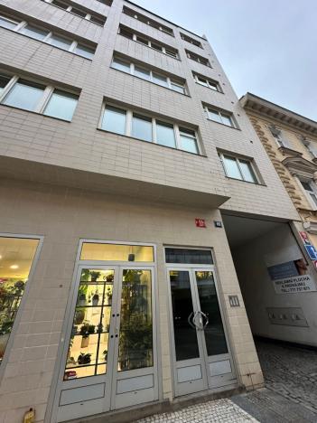 Prodej bytu 2+kk, Praha - Karlín, Křižíkova, 36 m2