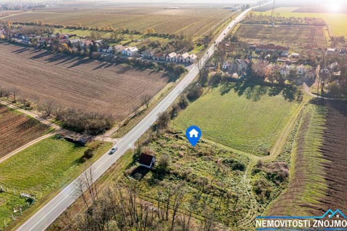 Prodej komerčního pozemku, Vrbovec, 800 m2