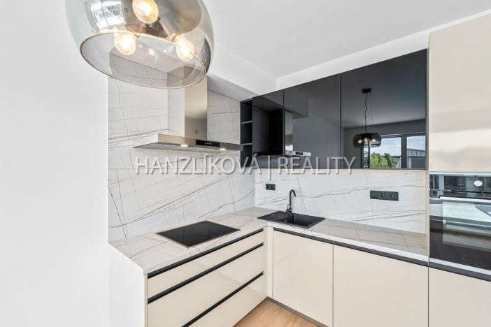 Prodej bytu 3+kk, České Budějovice - České Budějovice 2, Branišovská, 70 m2