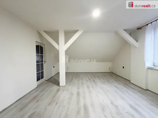 Pronájem bytu 2+1, Bystřany - Světice, Pražská, 65 m2