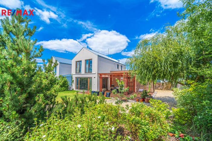 Prodej rodinného domu, Praha - Cholupice, Lhenická, 152 m2