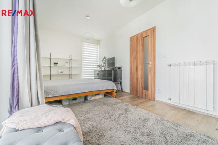 Prodej rodinného domu, Praha - Cholupice, Lhenická, 152 m2