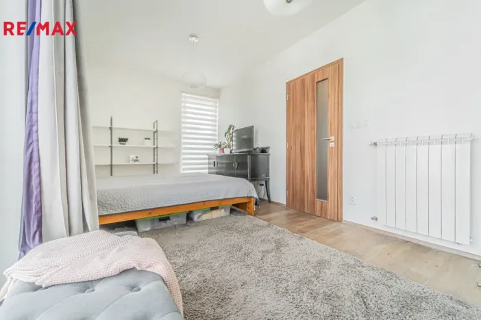 Prodej rodinného domu, Praha - Cholupice, Lhenická, 152 m2