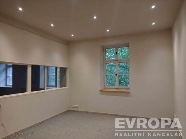 Pronájem skladu, Liberec - Liberec XVII-Kateřinky, Kateřinská, 700 m2