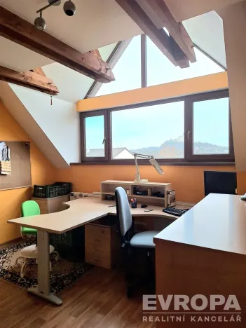 Prodej rodinného domu, Kunětice, 152 m2