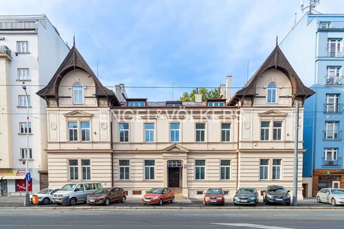 Pronájem ordinace, Praha - Libeň, Sokolovská, 1500 m2