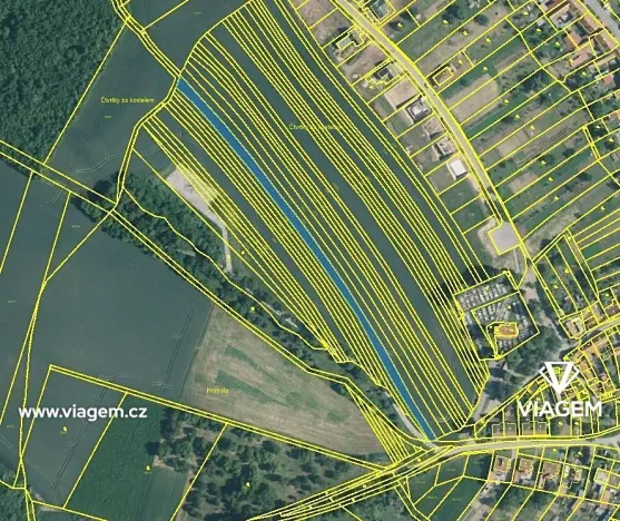 Prodej podílu pozemku pro bydlení, Uhřice, 225 m2