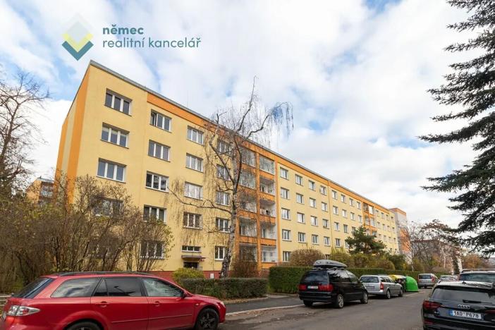 Pronájem bytu 2+1, Praha - Strašnice, Nad vodovodem, 58 m2