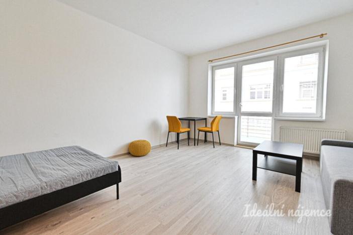 Pronájem bytu 1+kk, Brno - Královo Pole, Slovinská, 37 m2