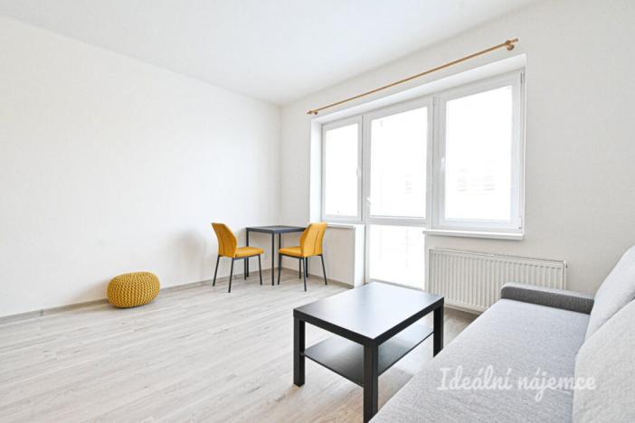 Pronájem bytu 1+kk, Brno - Královo Pole, Slovinská, 37 m2