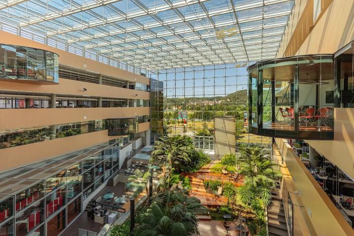 Pronájem kanceláře, Praha - Modřany, Mezi vodami, 1085 m2