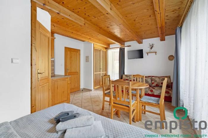 Prodej rodinného domu, Štítary, 327 m2