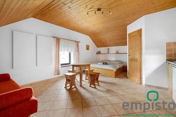 Prodej rodinného domu, Štítary, 327 m2