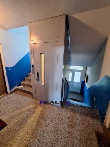 Prodej bytu 2+1, Chomutov, 60 m2