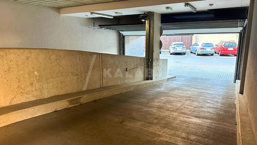 Prodej garážového stání, Brno, Kovářská, 14 m2