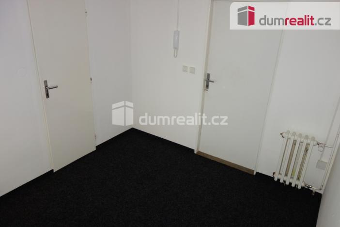 Pronájem kanceláře, Břeclav, náměstí T. G. Masaryka, 26 m2