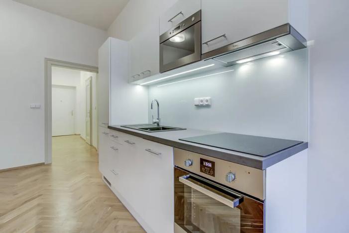 Pronájem bytu 1+kk, Praha - Nové Město, Myslíkova, 37 m2