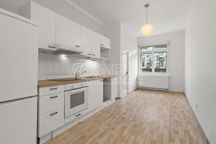 Pronájem bytu 2+kk, Praha - Smíchov, Kmochova, 47 m2