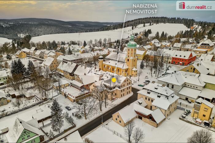 Prodej bytu 2+kk, Horní Blatná, náměstí Sv. Vavřince, 69 m2