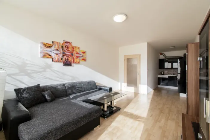 Pronájem bytu 2+kk, Praha - Hostavice, U Hostavického potoka, 52 m2