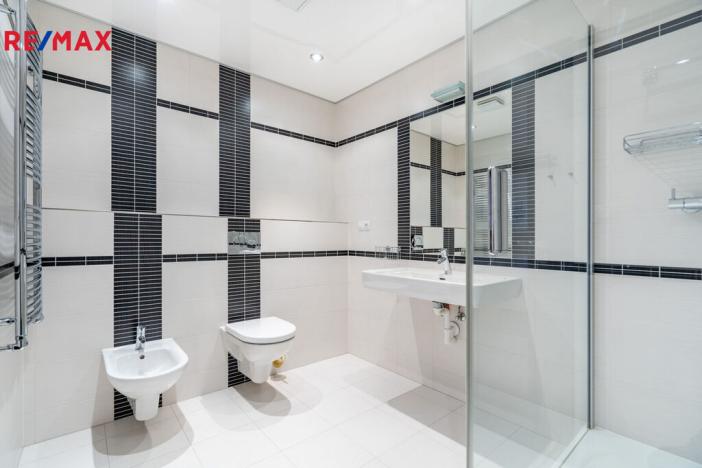 Prodej bytu 4+kk, Karlovy Vary, Libušina, 171 m2