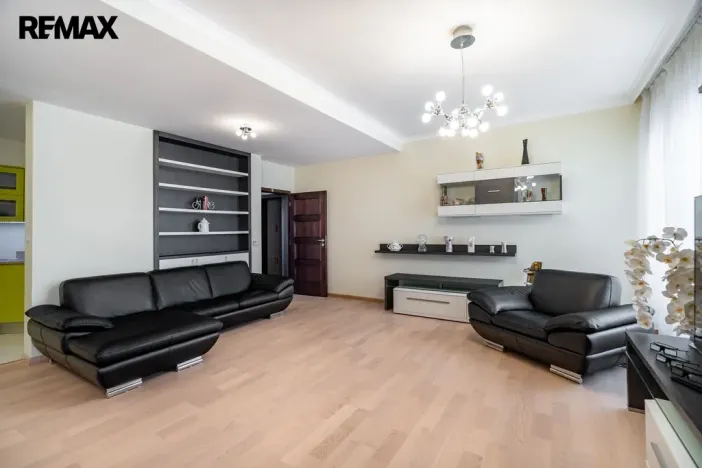 Prodej bytu 4+kk, Karlovy Vary, Libušina, 171 m2