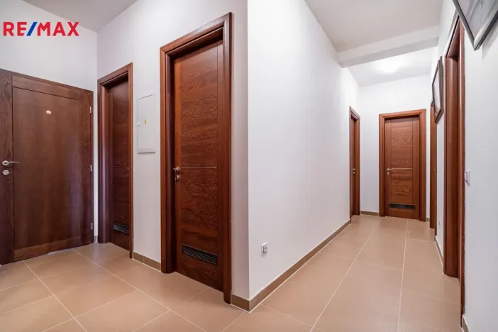 Prodej bytu 3+kk, Karlovy Vary, Jateční, 96 m2