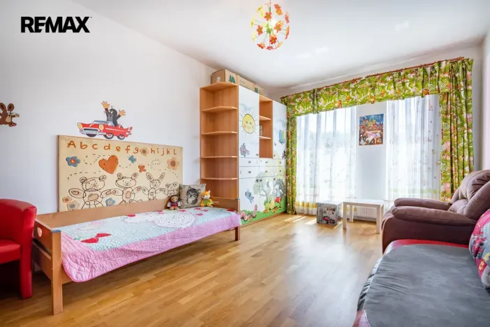 Prodej bytu 3+kk, Karlovy Vary, Jateční, 96 m2