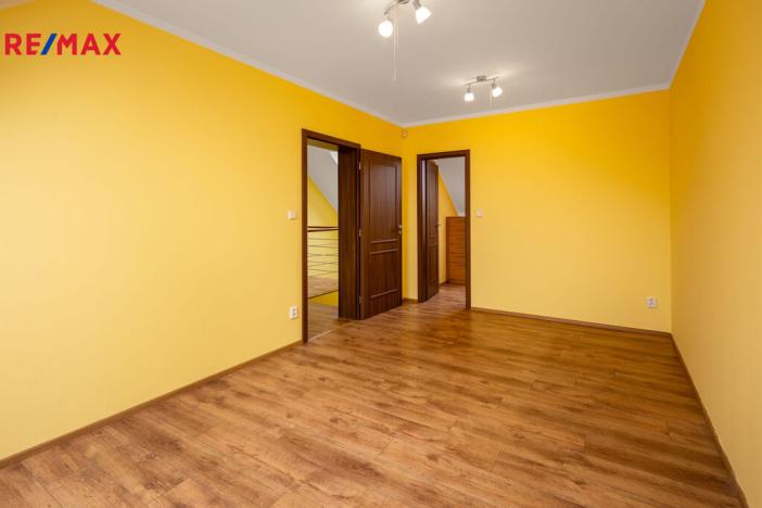 Prodej rodinného domu, Jenišov - Pod Rohem, K Rohu, 205 m2