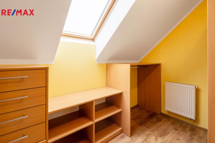 Prodej rodinného domu, Jenišov - Pod Rohem, K Rohu, 205 m2