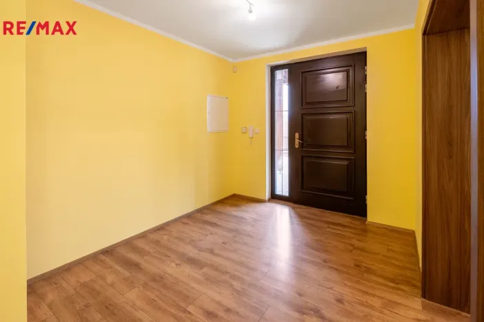 Prodej rodinného domu, Jenišov - Pod Rohem, K Rohu, 205 m2