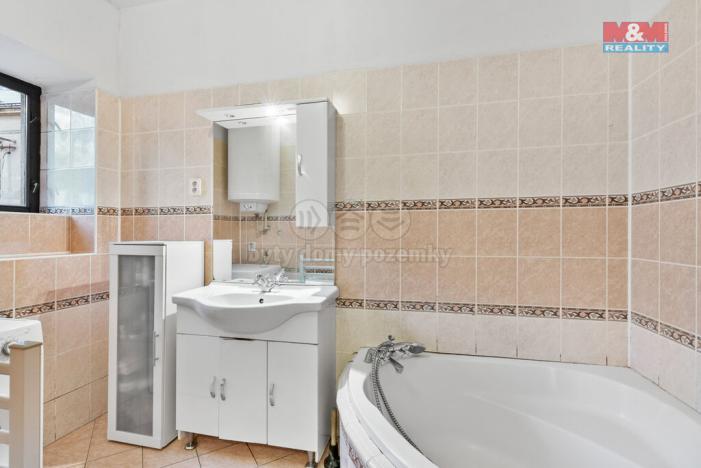 Prodej rodinného domu, Česká Kamenice - Kerhartice, 1028 m2