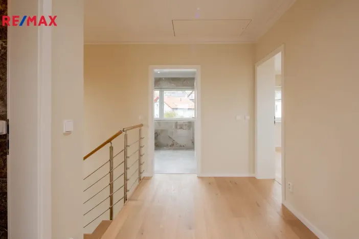 Prodej rodinného domu, Jenišov, 178 m2