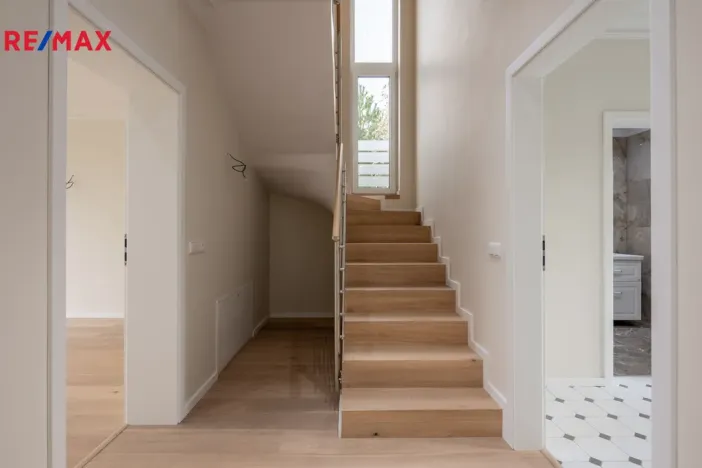 Prodej rodinného domu, Jenišov - Pod Rohem, Horská, 178 m2