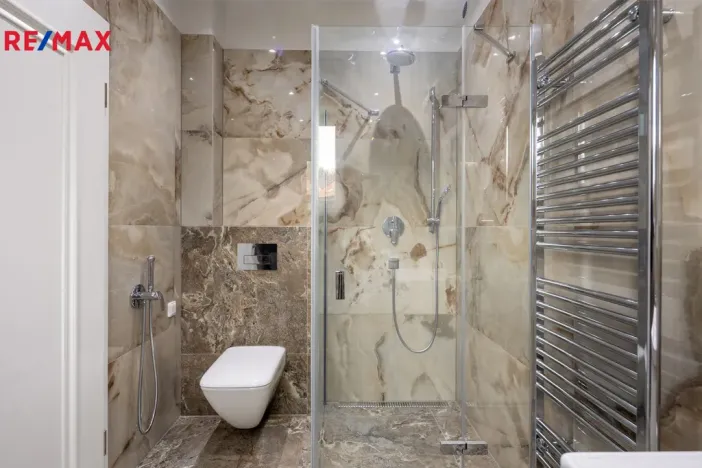 Prodej rodinného domu, Jenišov - Pod Rohem, Horská, 178 m2