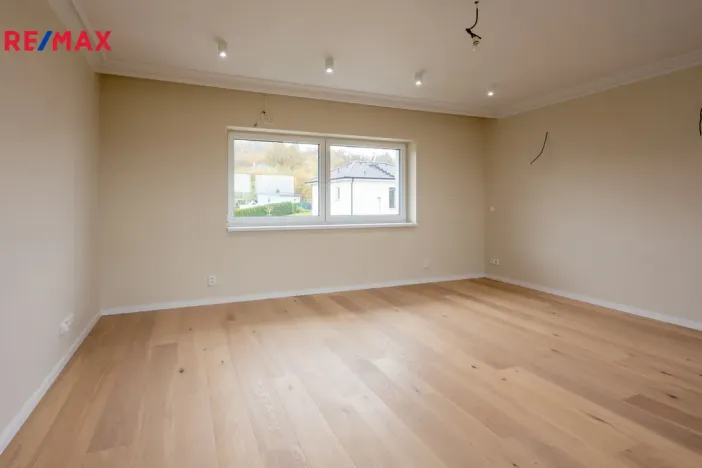 Prodej rodinného domu, Jenišov - Pod Rohem, Horská, 178 m2