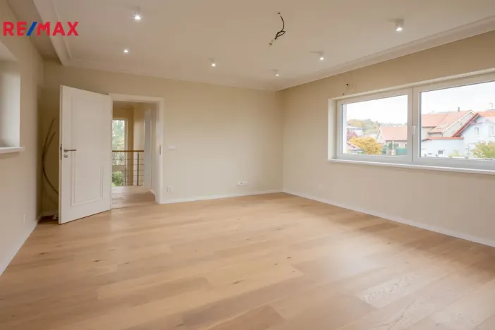 Prodej rodinného domu, Jenišov - Pod Rohem, Horská, 178 m2