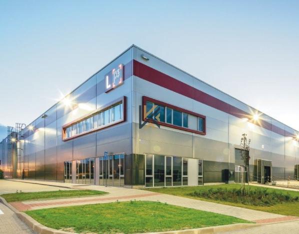 Pronájem kanceláře, Praha - Horní Počernice, Sezemická, 101 m2