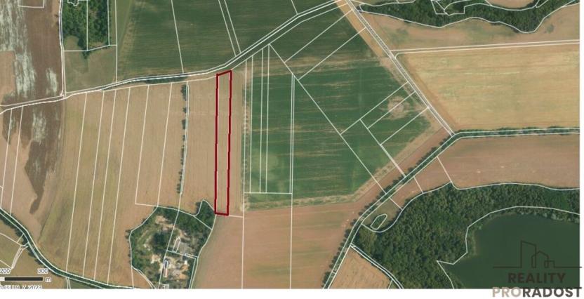 Prodej pole, Miskovice, 10902 m2