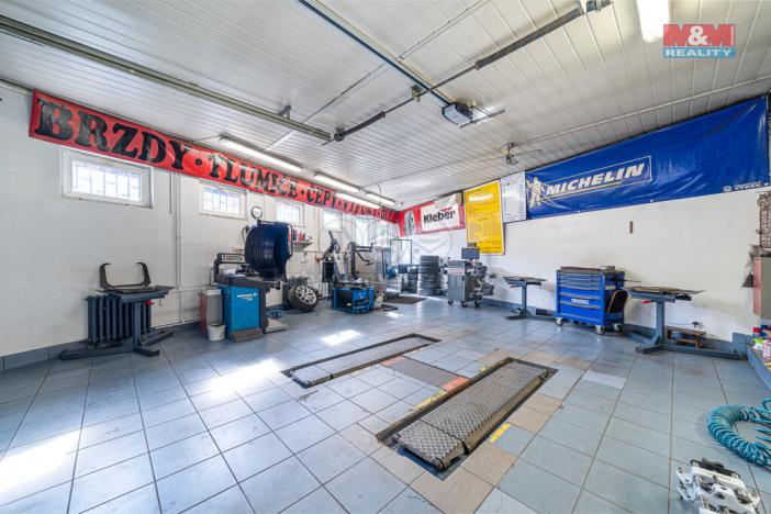 Prodej obchodního prostoru, Zlín - Prštné, Cyklistická, 105 m2