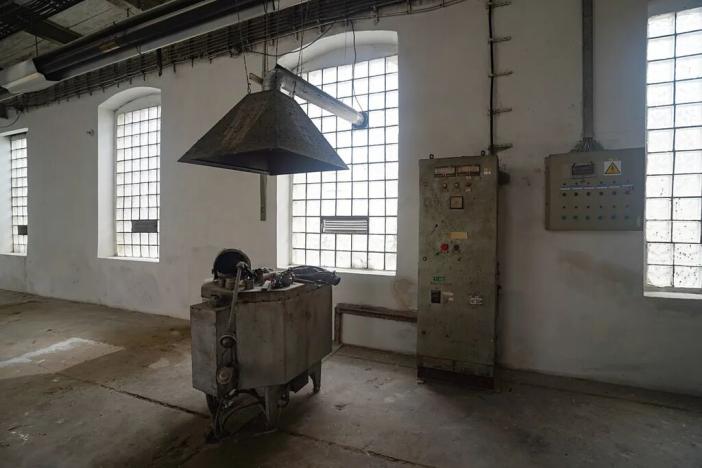 Pronájem výrobních prostor, Hrob, 240 m2